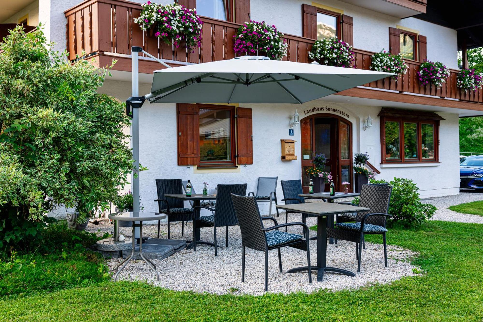 Hotel Garni Landhaus Sonnenstern Schoenau am Koenigsee Exterior photo